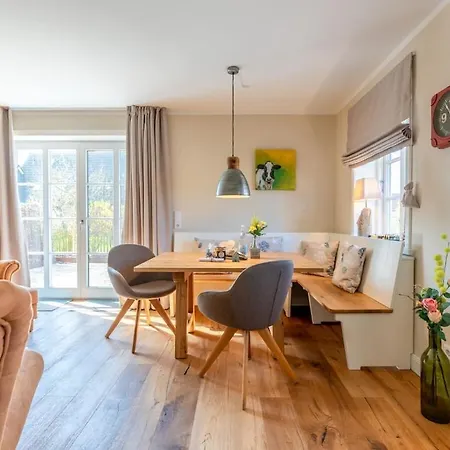 With 2 Bedrooms